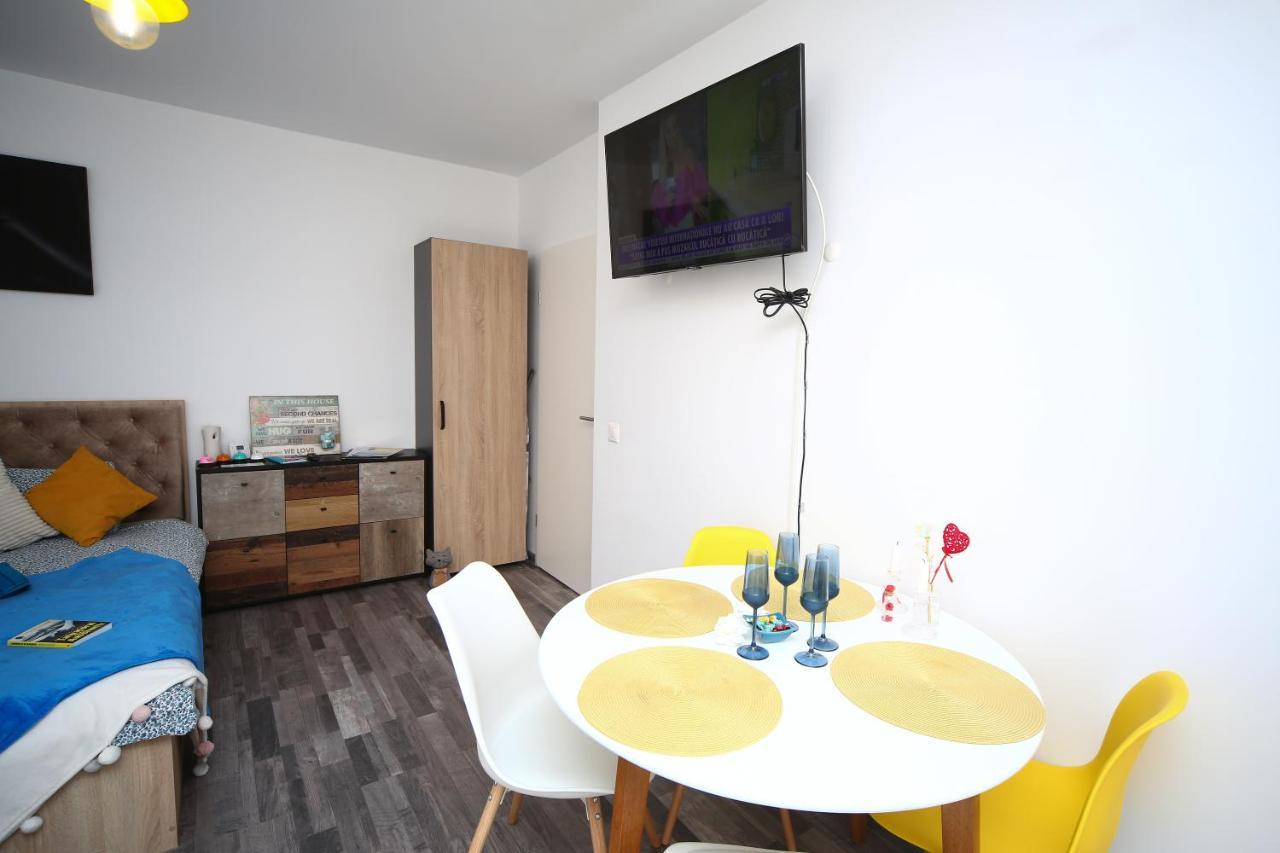 B&M Apartment Брашов Екстер'єр фото