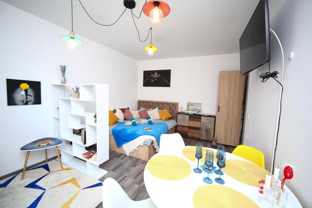 B&M Apartment Брашов Екстер'єр фото
