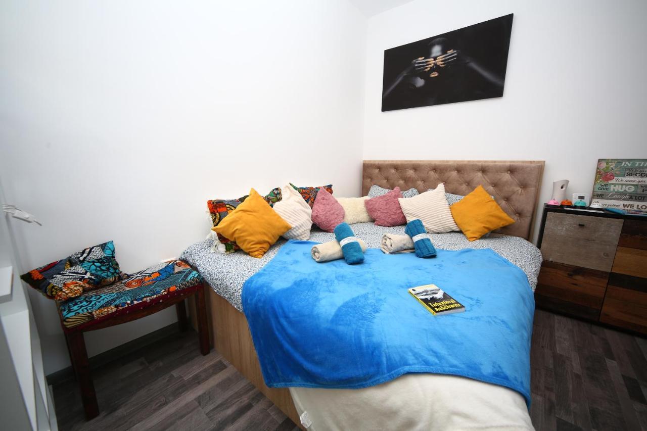 B&M Apartment Брашов Екстер'єр фото