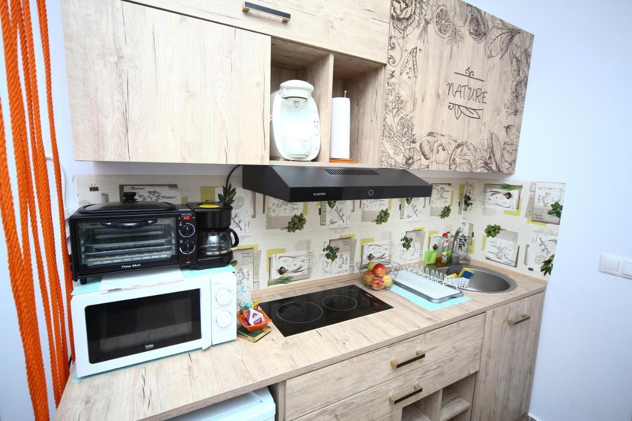 B&M Apartment Брашов Екстер'єр фото