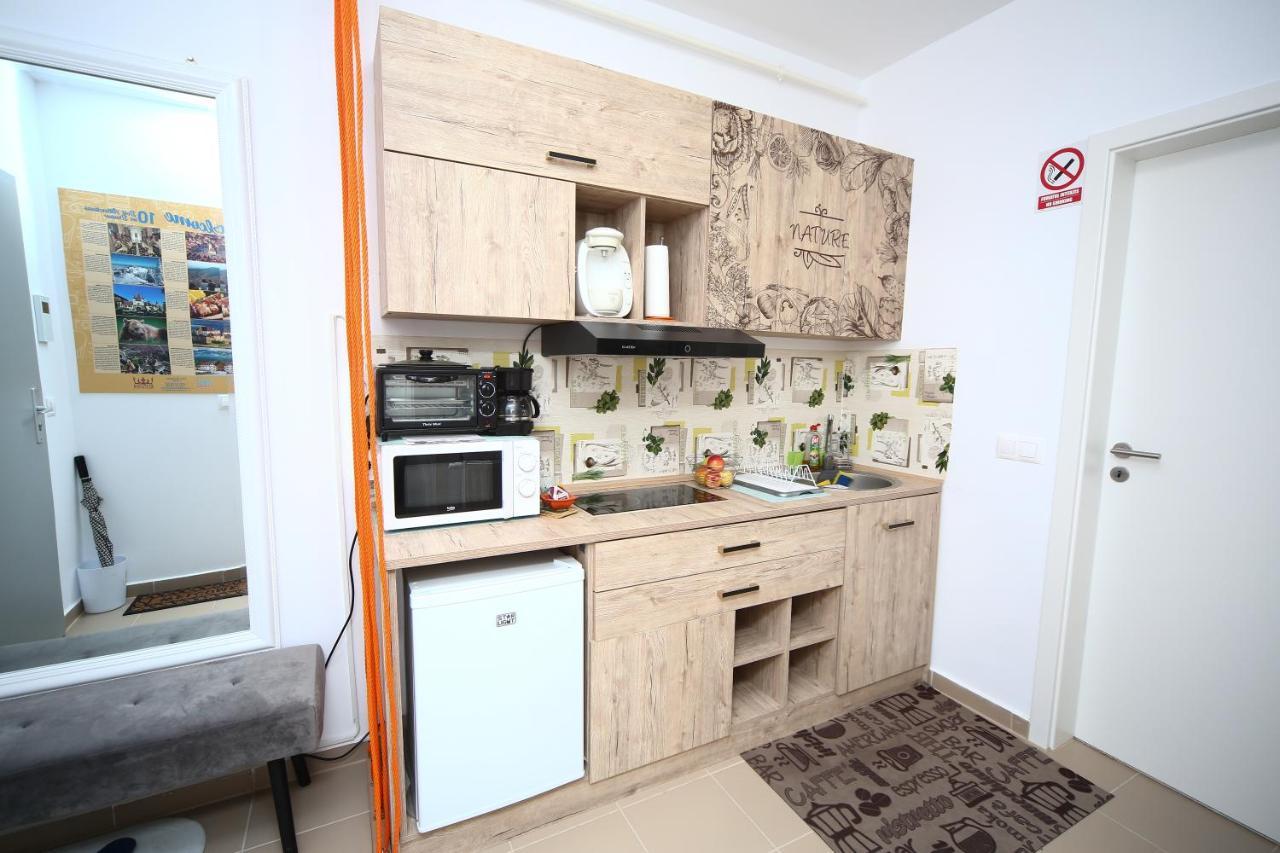 B&M Apartment Брашов Екстер'єр фото